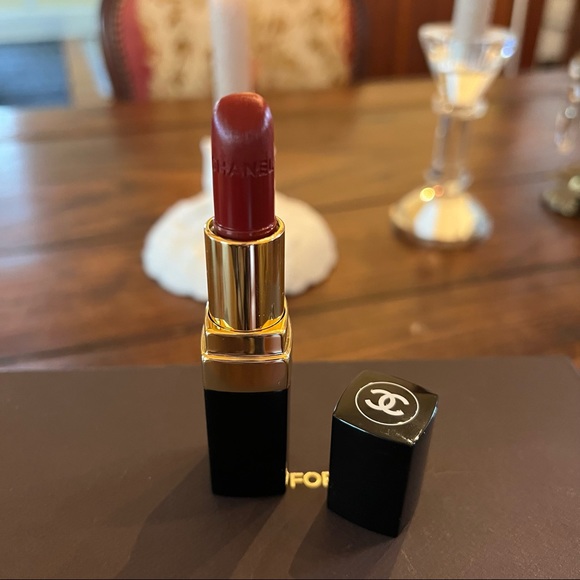 CHANEL Other - CLOSET CLOSING 8/31/22 Chanel beauty Rouge Coco, 470 Marthe